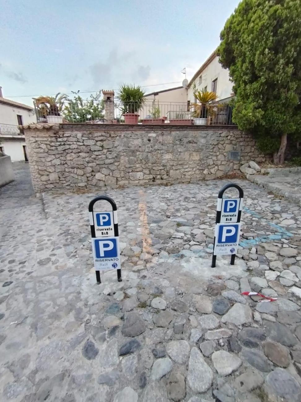 La Rosa Blu Bed & Breakfast Gerace Luaran gambar